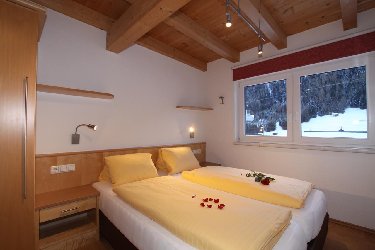 Gästehaus Alpina St. Anton am Arlberg Exterior foto